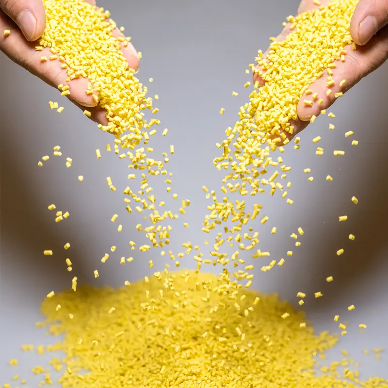 Biodegradable corn based cat litter in US